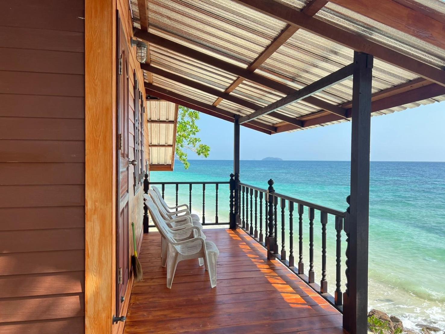 Phi Phi Private Beach Resort Екстер'єр фото