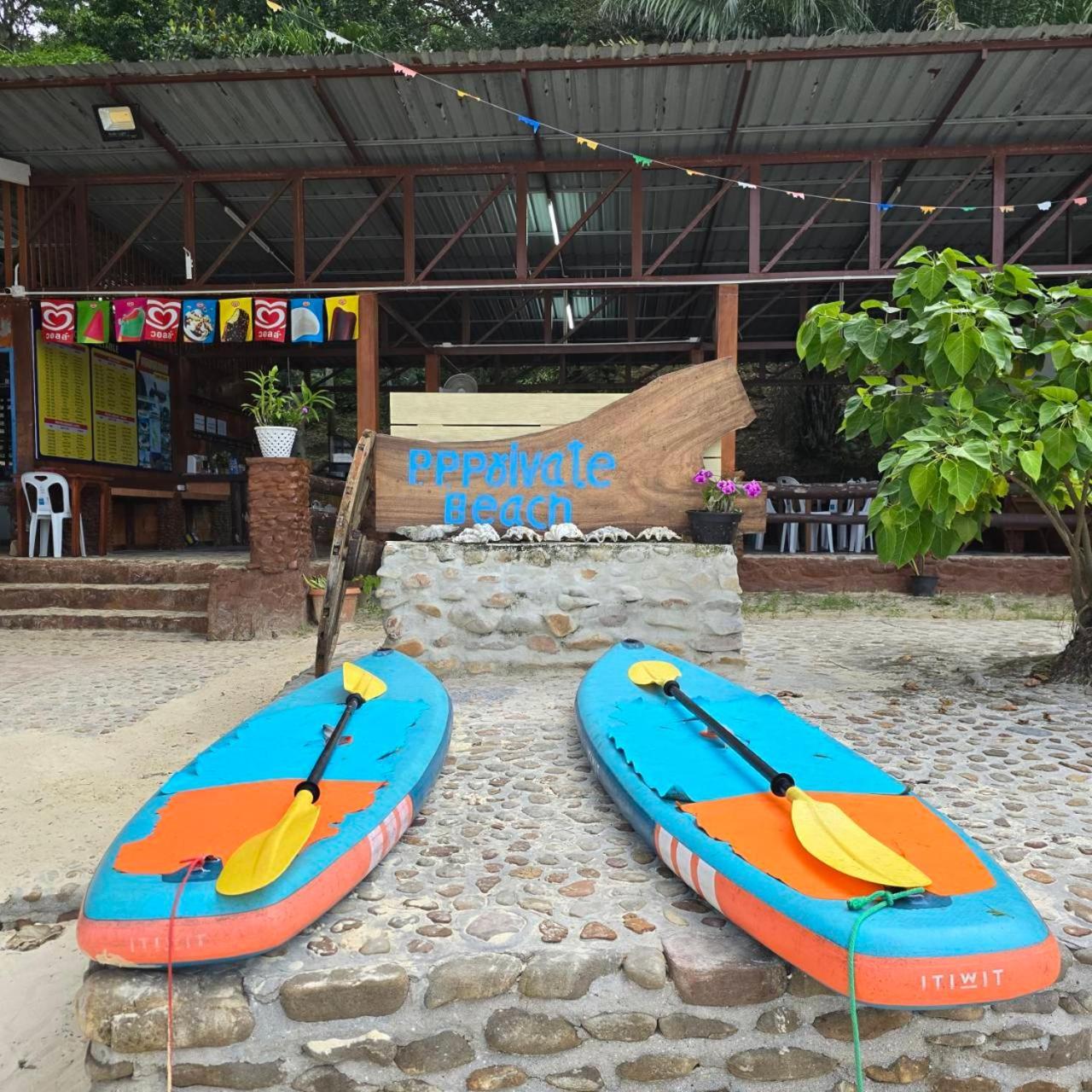 Phi Phi Private Beach Resort Екстер'єр фото