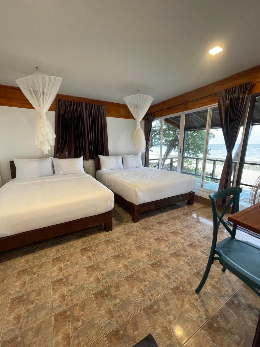 Phi Phi Private Beach Resort Екстер'єр фото