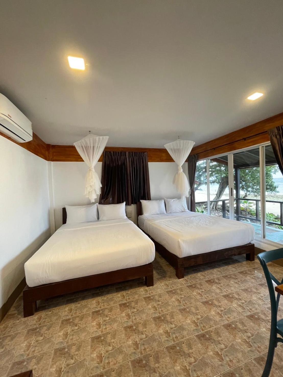 Phi Phi Private Beach Resort Екстер'єр фото