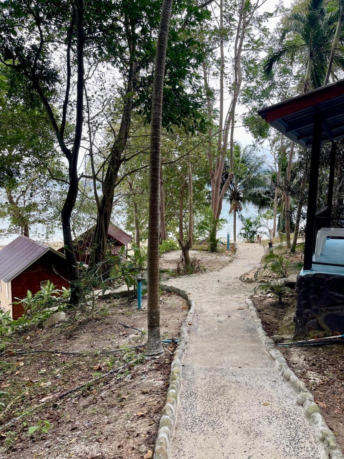 Phi Phi Private Beach Resort Екстер'єр фото