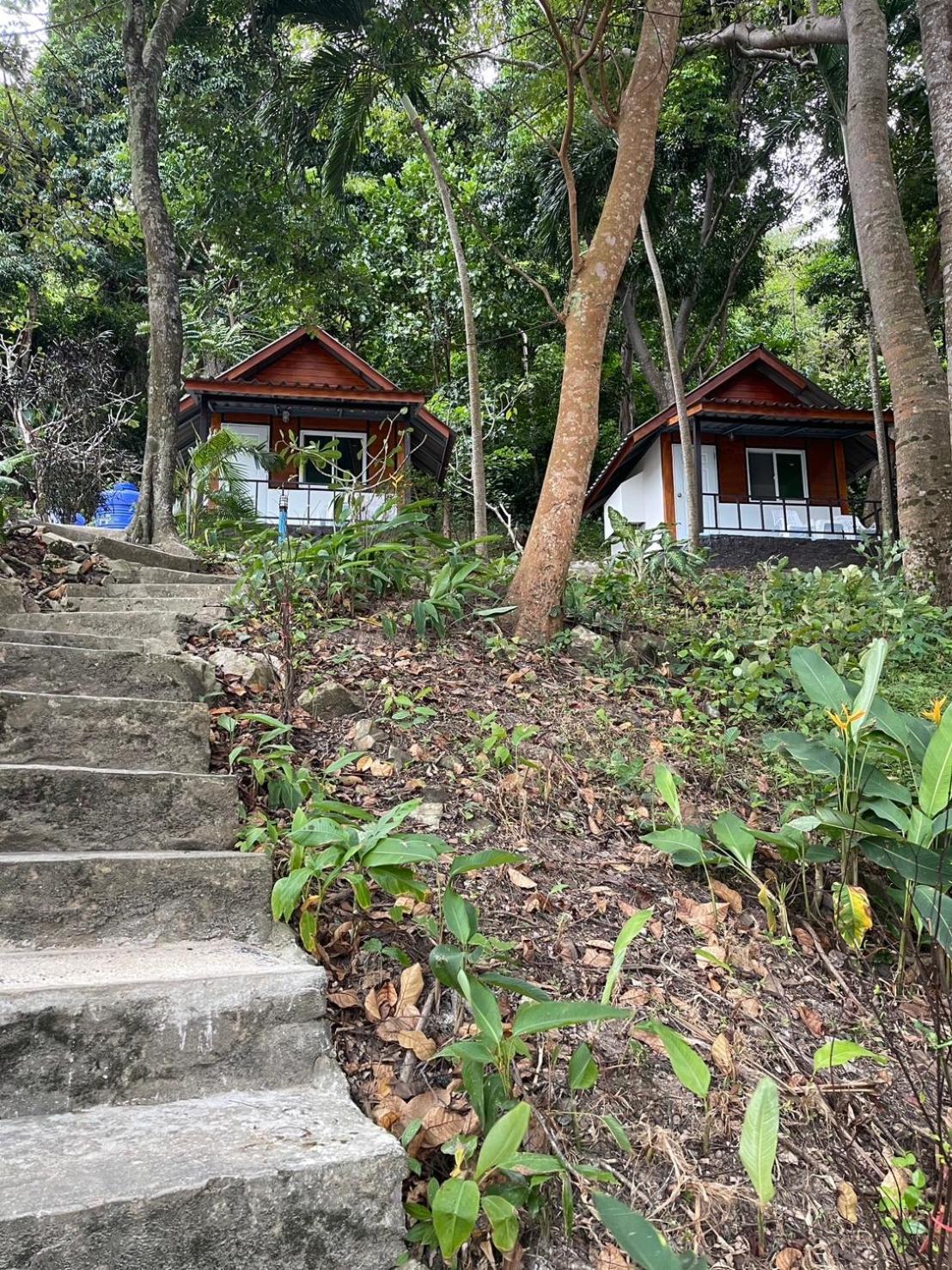 Phi Phi Private Beach Resort Екстер'єр фото